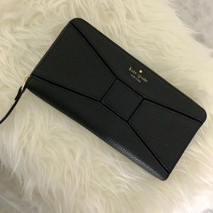 Kate Spade black wallet!